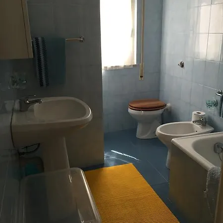 شقة Anna A 50 Metri Dal Mare أوسبيداليتي